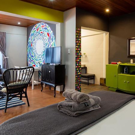 Sixty Three Hotel Блоемфонтейн Екстериор снимка