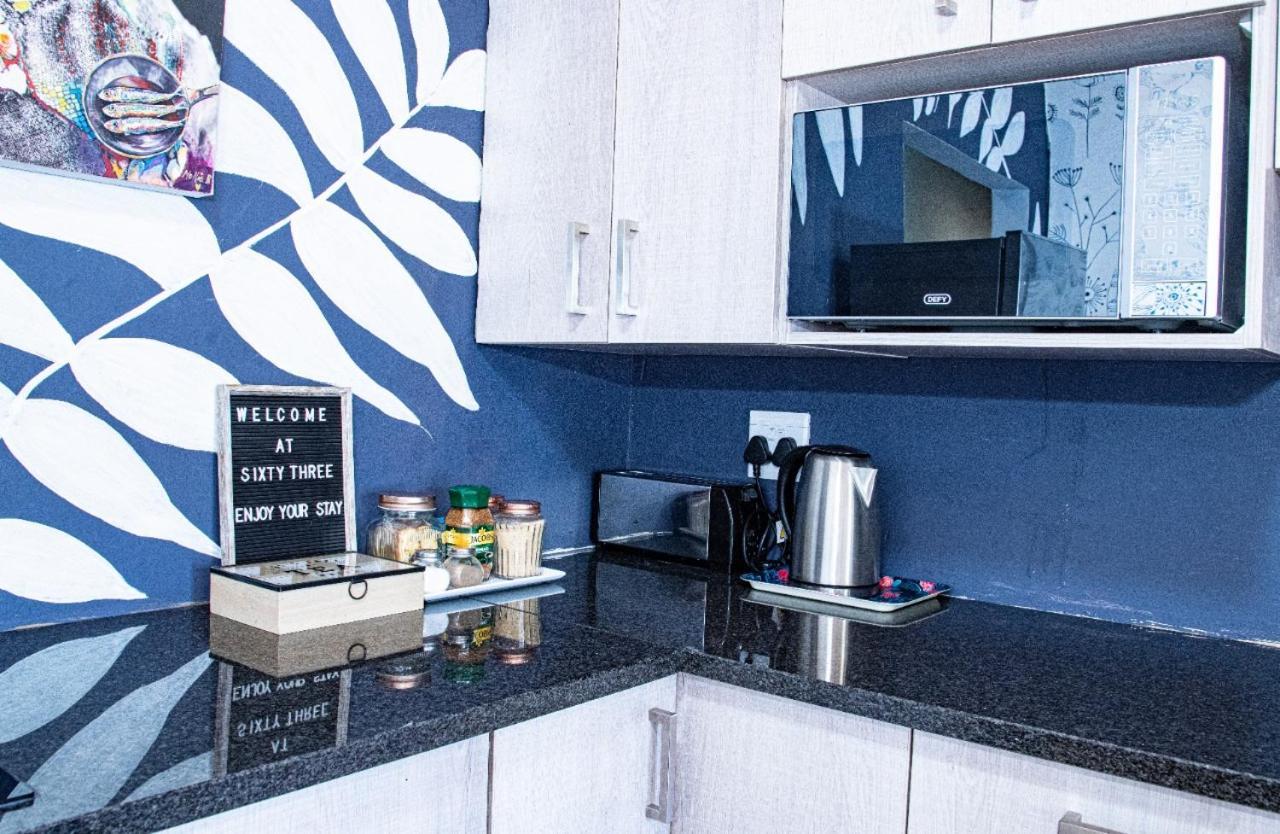 Sixty Three Hotel Блоемфонтейн Екстериор снимка