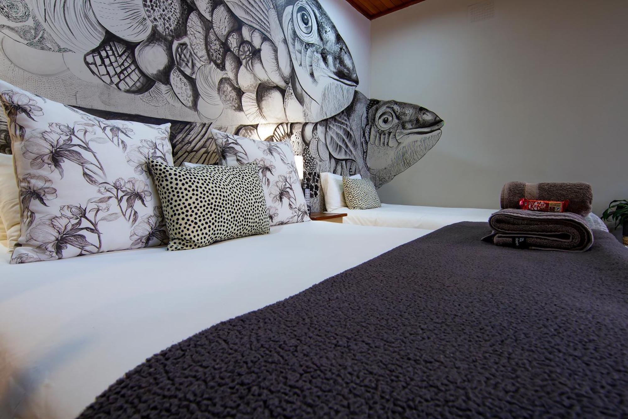 Sixty Three Hotel Блоемфонтейн Екстериор снимка