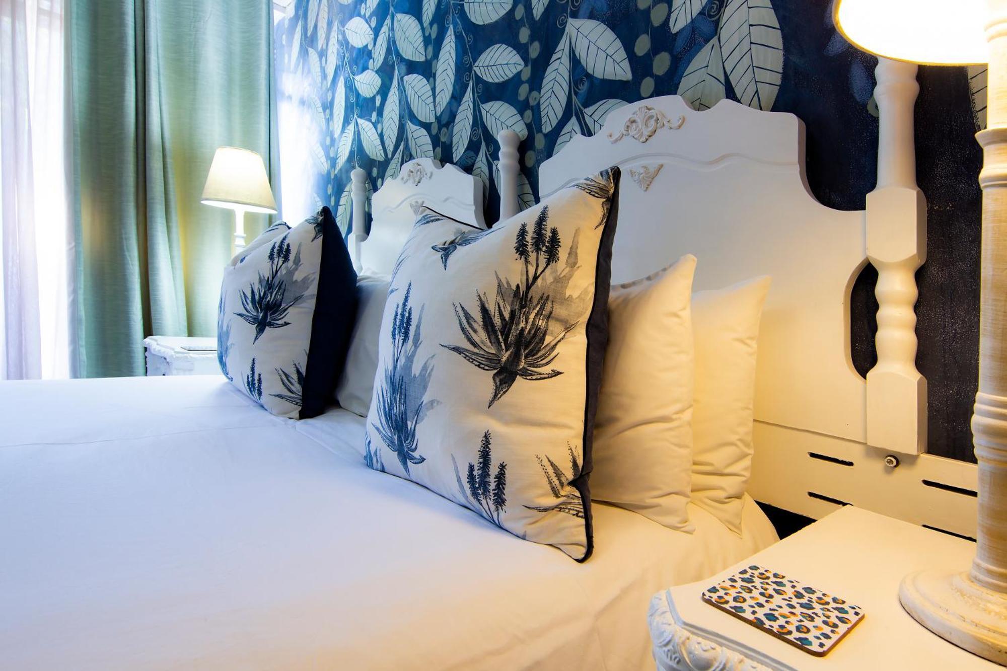 Sixty Three Hotel Блоемфонтейн Екстериор снимка